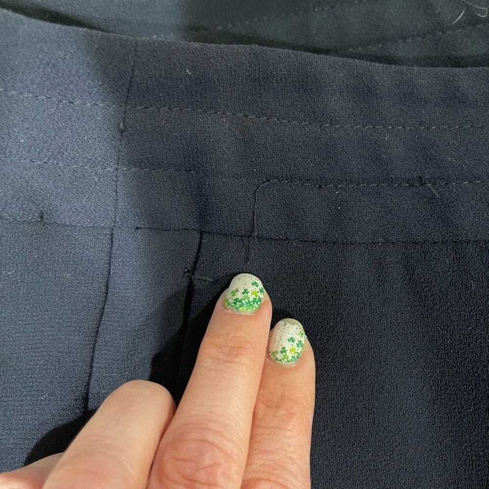 Black Loft Dress Jogger ✨ - Picture 9 of 9